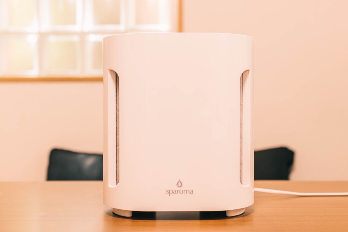 10分で空気を綺麗に。バカまじめなSparomaの空気清浄機「CF-8005」