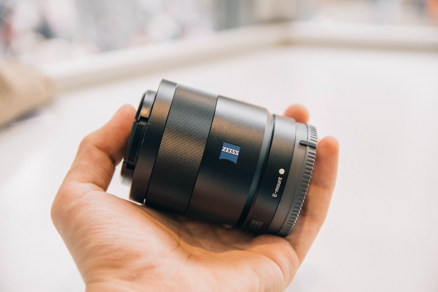 最前線の ぶぶぶソニー 標準単焦点レンズ フルサイズ Sonnar T FE 55mm